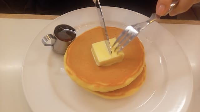 スマート珈琲店のホットケーキセット
