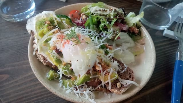 アボカドのデュカトースト