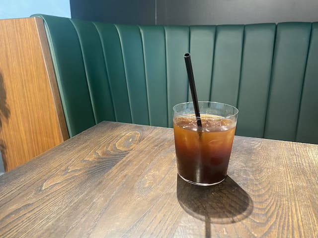ドリンクはアイスアメリカーノ